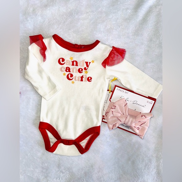 New Baby 3pc Holiday Set - Picture 5 of 5